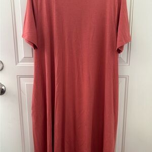 Zenana Outfitters Pink Short Sleeve Tee